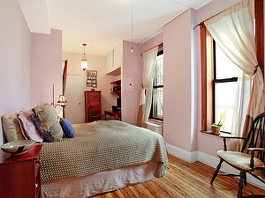 Sold by Corcoran | media 21