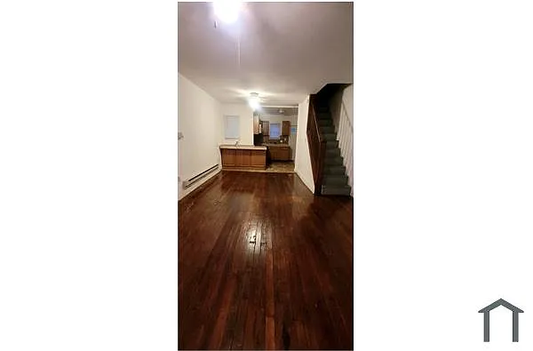 Building Photo - 517 N Paxon St
