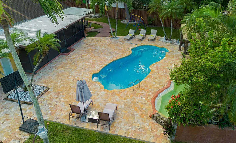 Sunrise Furnished House with pool