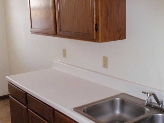 4th image of 713 W 11th St APT C