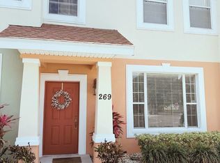 269 Alexander Woods Dr, Plant City, FL 33563