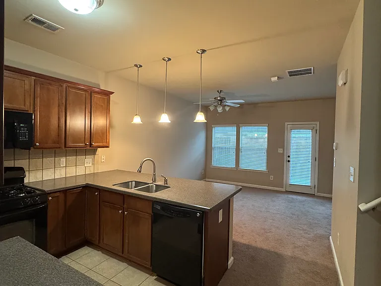 1043 Nightfall Ct NW — Photo 3