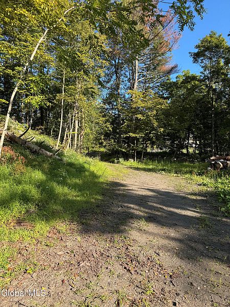 4th image of L2 High Rock Road