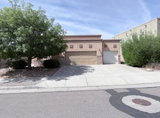 8316 Mesa Top Rd NW, Albuquerque, NM 87120
