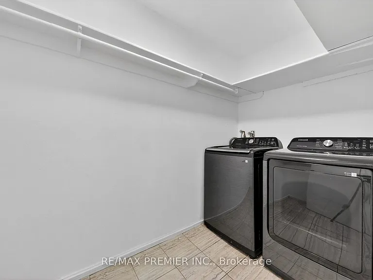 3555 Derry Rd E #712 — Photo 12