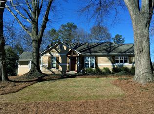 126 Hardeman Rd, Sandy Springs, GA 30342