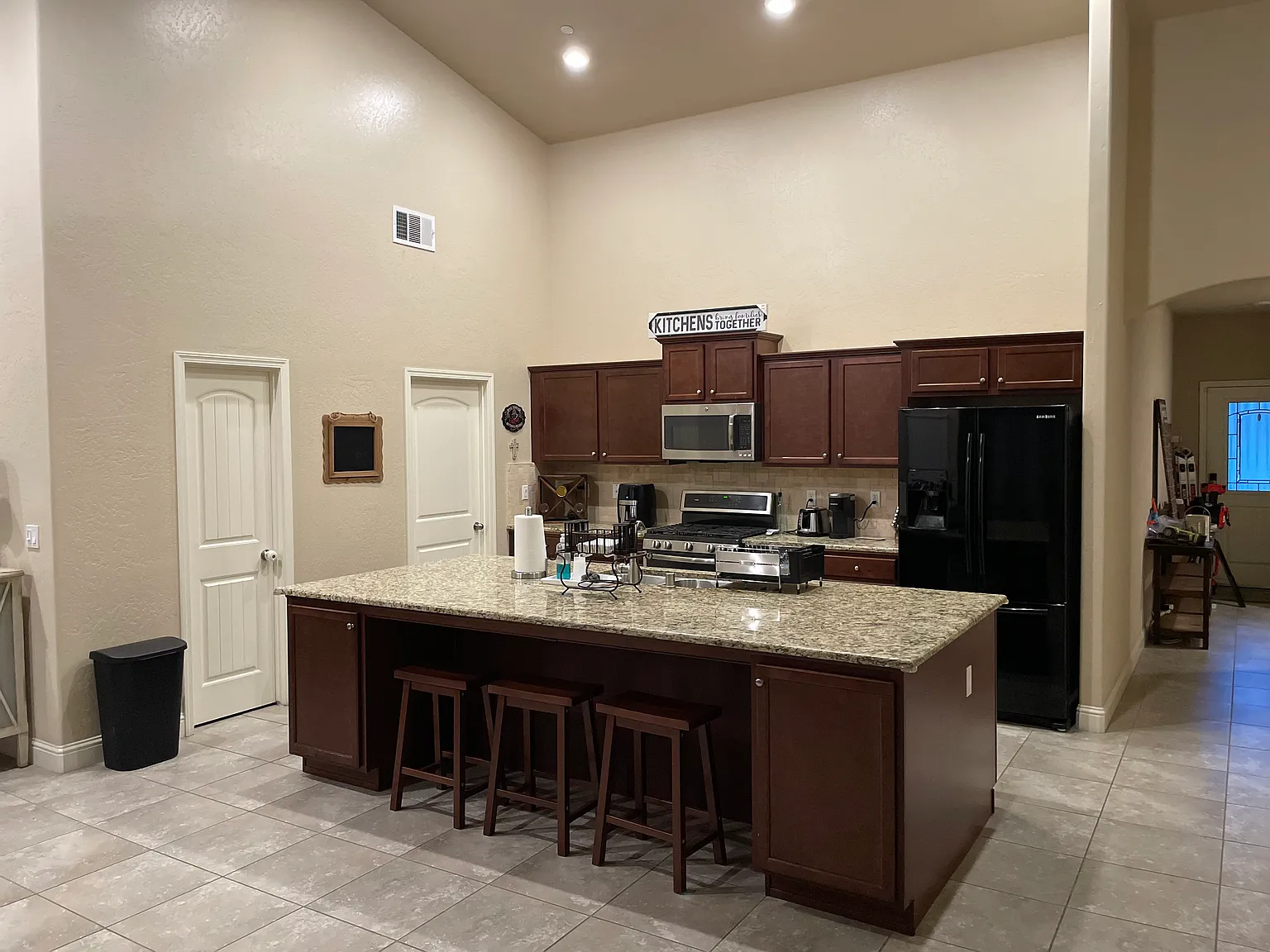 6236 E Farrin Ave — Photo 3