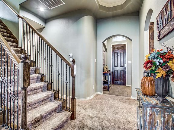 4th image of 11728 Merlotte Ln