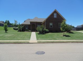 103 Northpointe Dr, Oxford, MS 38655