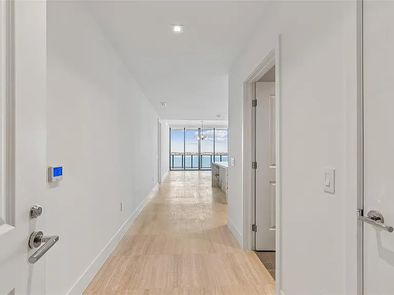 3015 S Ysabella Ave #1102 — Photo 9
