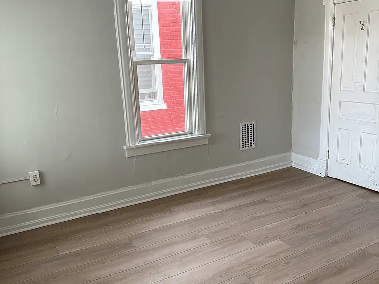 31 W Side Ave — Photo 15