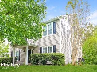 521 Covington Ridge Rd, Winston Salem, NC 27107