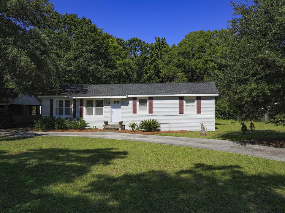 1st image of 1054 Leonard Dr