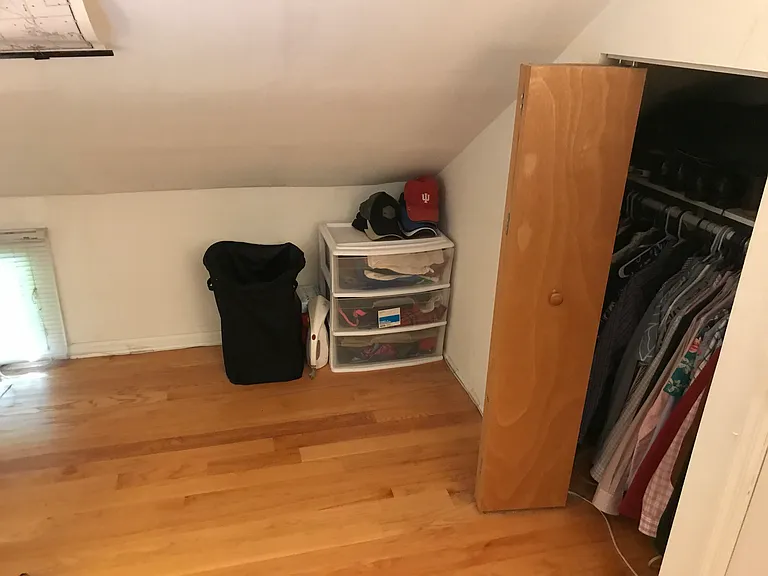 1107 W George St — Photo 22