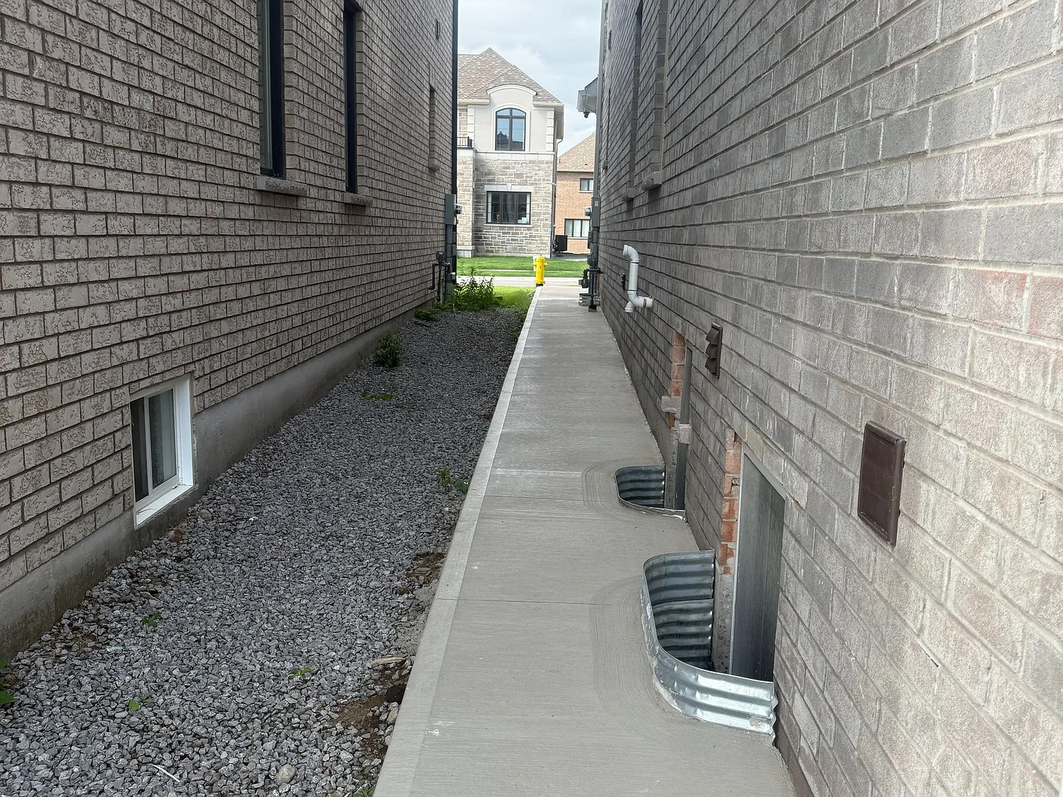 2 bed, $1,999 — Photo 2