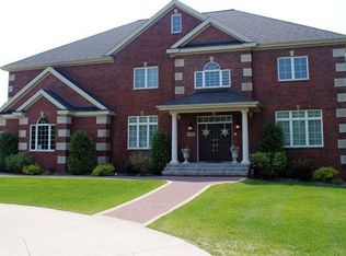 712 Cedar Gate Cir, Duluth, MN 55811