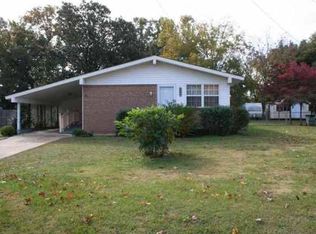 205 Harold Dr, Centerville, GA 31028