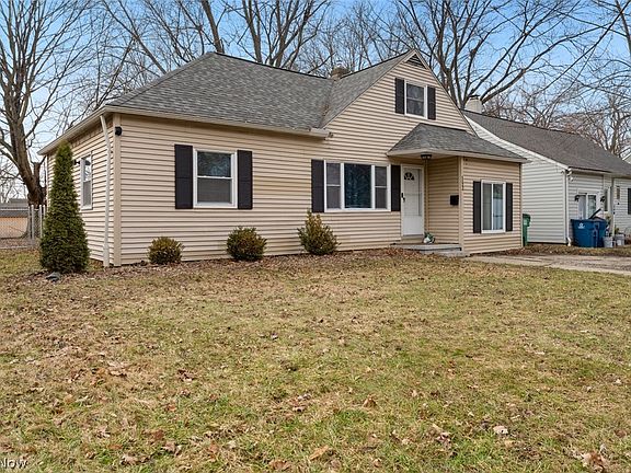 2nd image of 152 Linden Dr