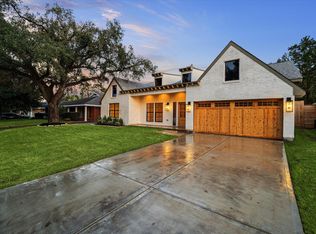 6227 Grovewood Ln, Houston, TX 77008