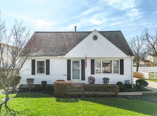 924 Davis Ave, Cuyahoga Falls, OH 44221