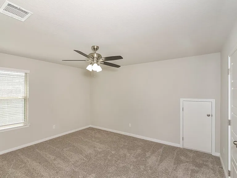 304 Shelton Pass — Photo 13