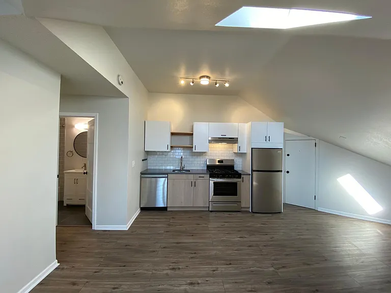 1157 Hague Ave #6 — Photo 13