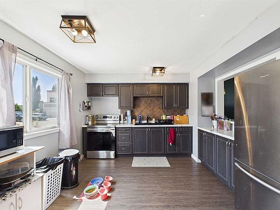 5th image of 4719 N 33rd St #701