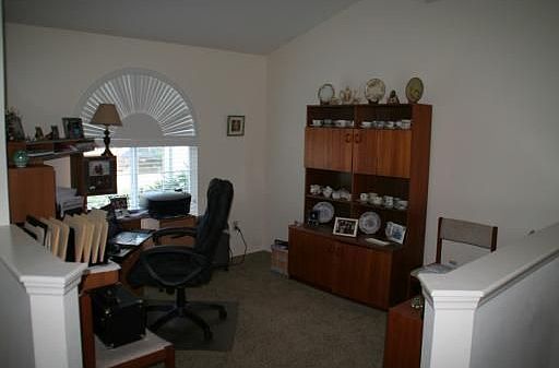 4th image of 1031 Gore Dr