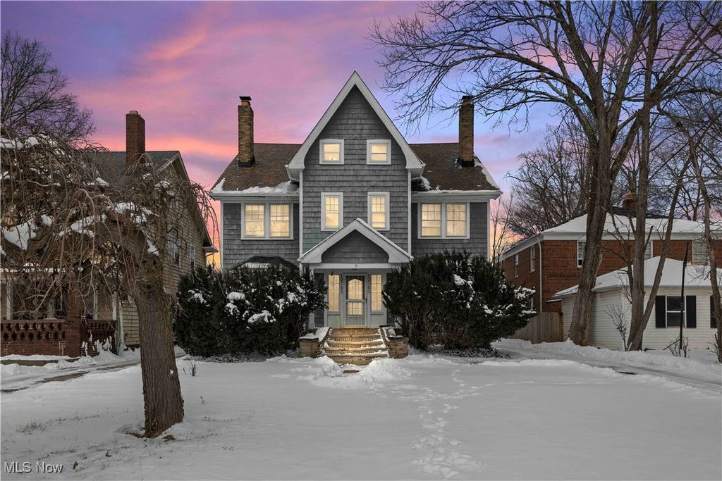 Real estate listing image