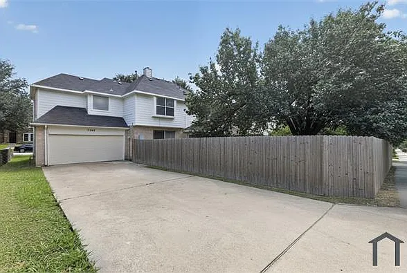 2740 Windswept Ln — Photo 3