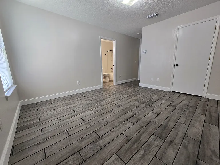8900 Forest Oak Dr — Photo 18