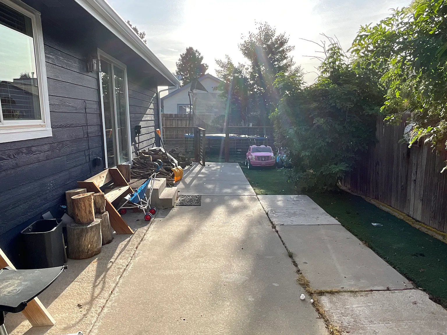 8285 Scarborough Dr — Photo 4