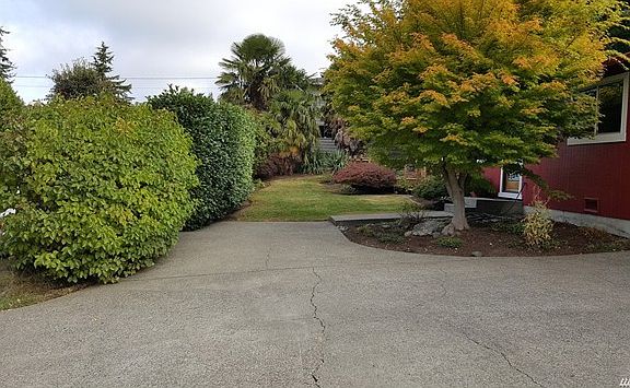 2nd image of 19516 15th Ave NW