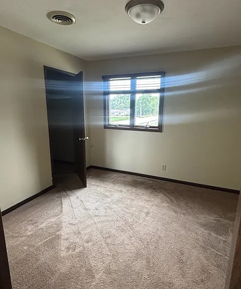 1902 Canterbury Dr #7 — Photo 13