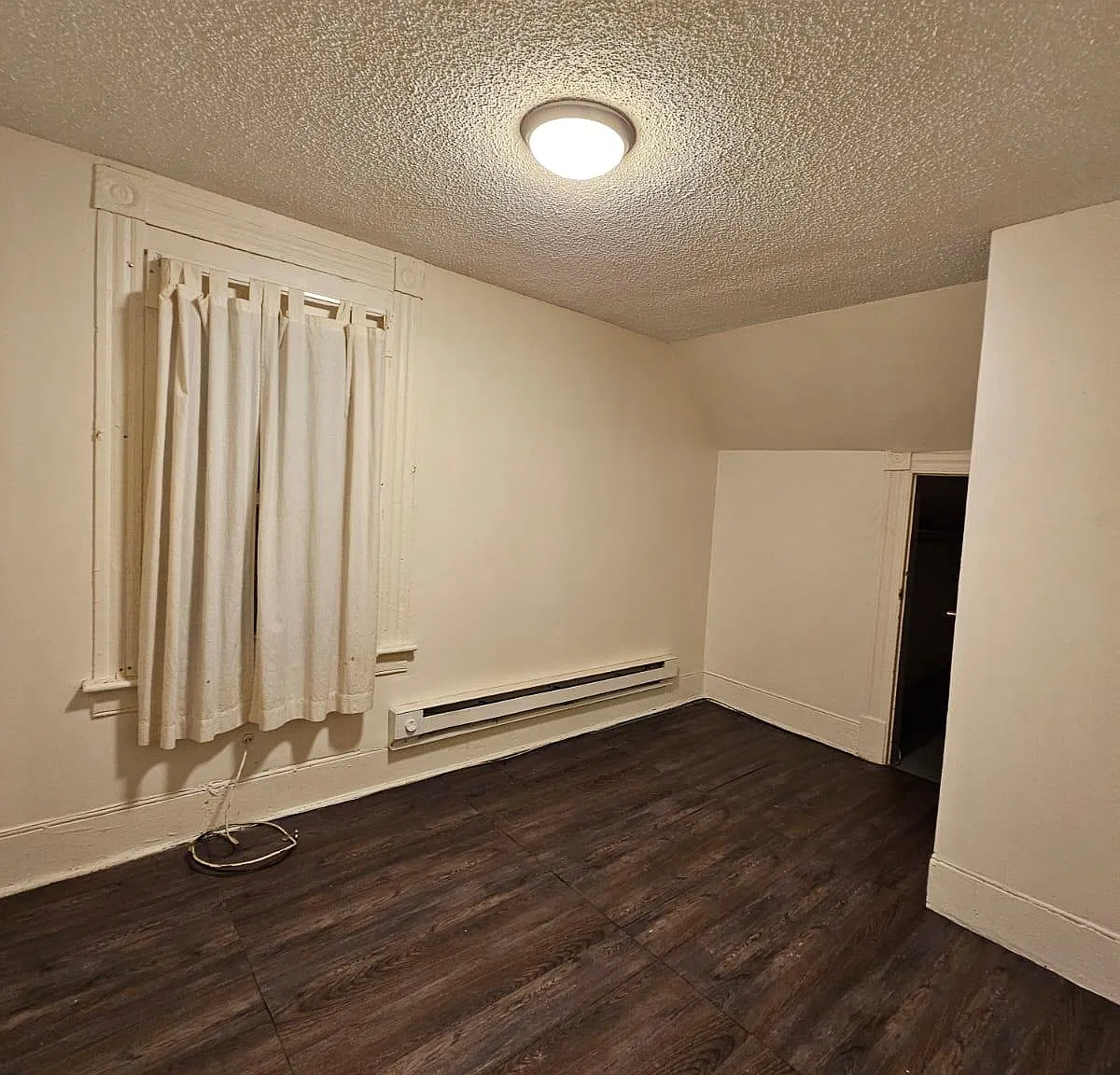 6 Frederick Ct — Photo 2