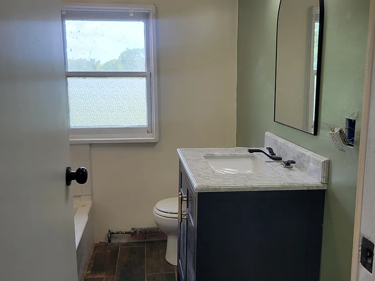 4523 Oakman Dr #LAKE VIEW — Photo 4