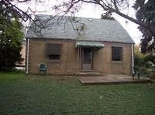 2662 Clarke St, River Grove, IL 60171