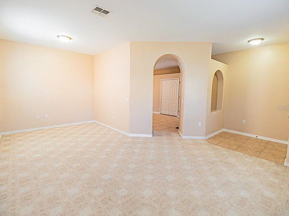 5th image of 325 Bella Vida Blvd