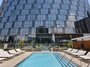 727 West Madison, Chicago, IL 60661