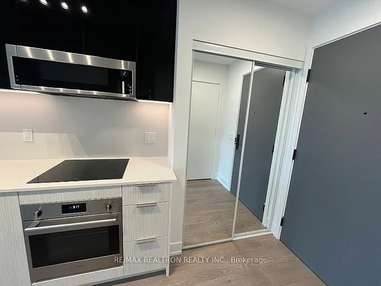 308 Jarvis St #1202 — Photo 14