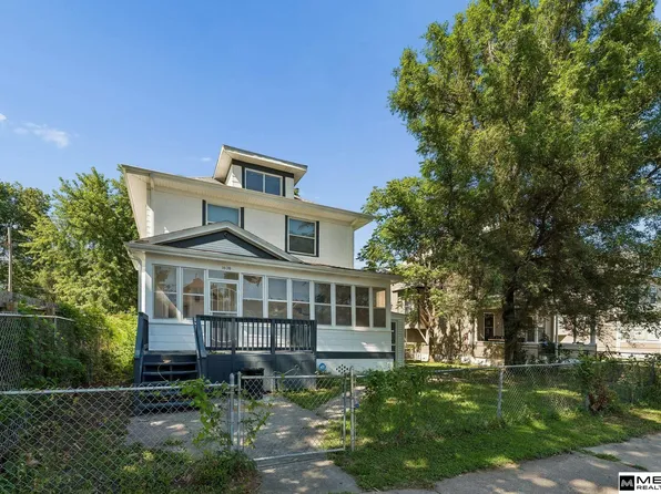 1620 Binney St, Omaha, NE 68110