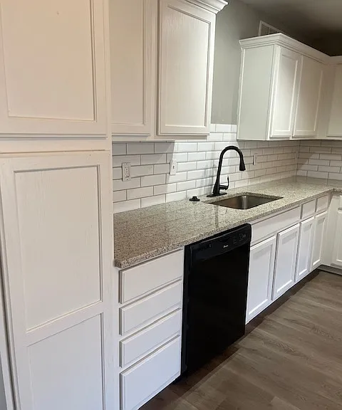 241 SE Florence Ave — Photo 4