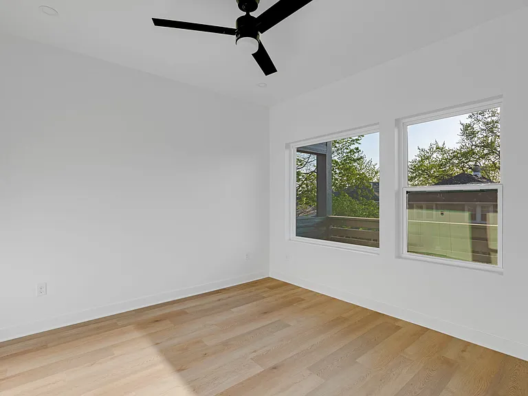 1025 Churchman Ave — Photo 46