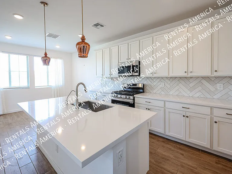 9436 E Supernova Dr — Photo 13
