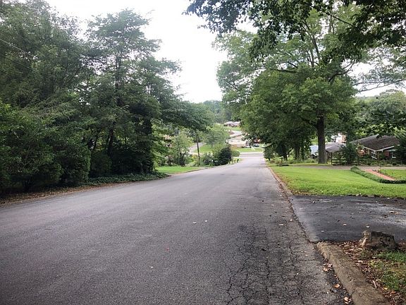 4th image of 1407 Brentwood Dr