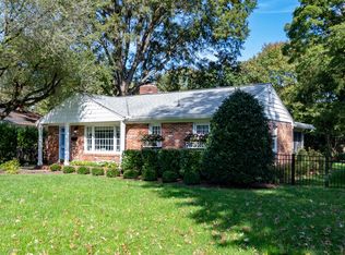 7907 Wellington Rd, Alexandria, VA 22308