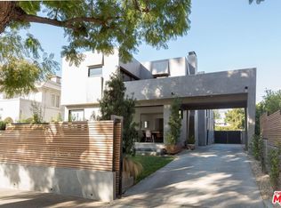 1913 N Wilton Pl, Los Angeles, CA 90068