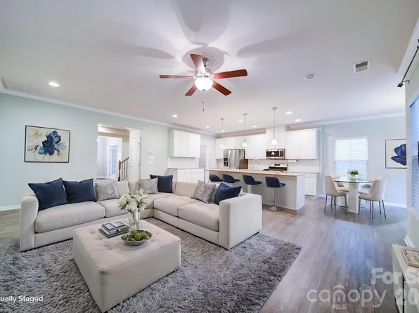 171 Welcombe St, Mooresville, NC 28115