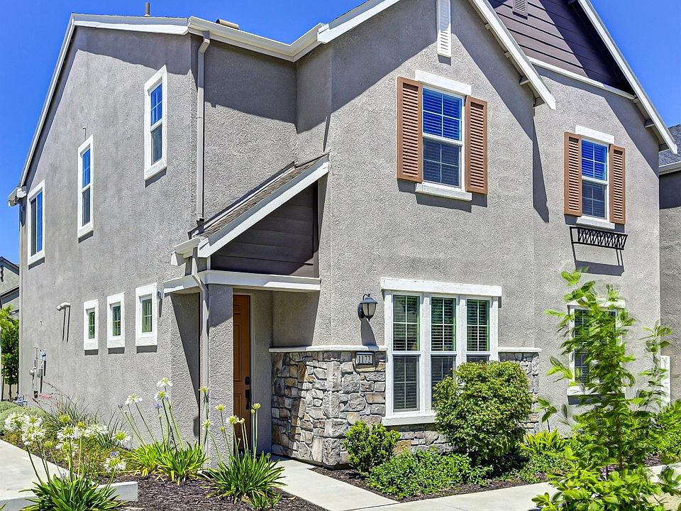 1st image of 1172 Lavande Dr