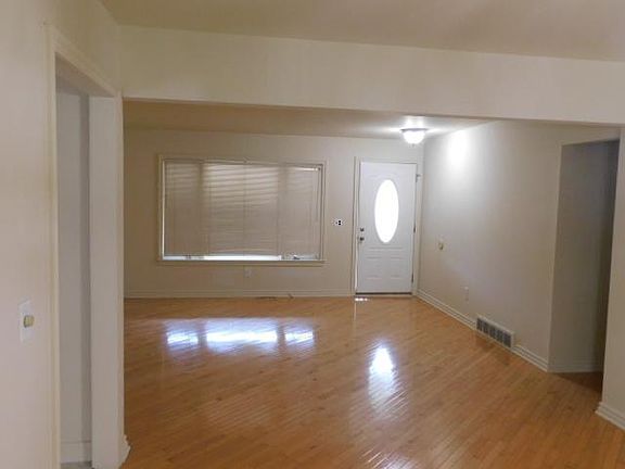 3rd image of 4774 Whitesell Dr